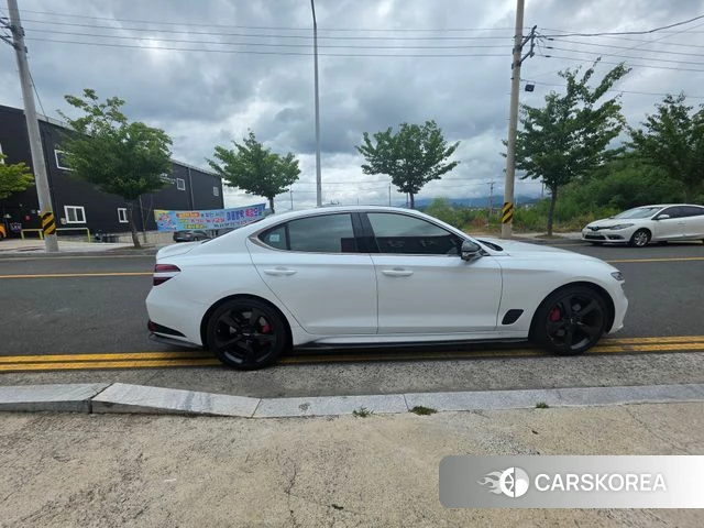 Genesis The New G70 id 4696367 из Кореи 4