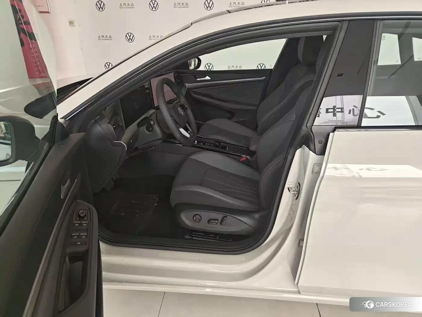 Volkswagen Lamando 2025 Silver/gray из Китая, фото 5