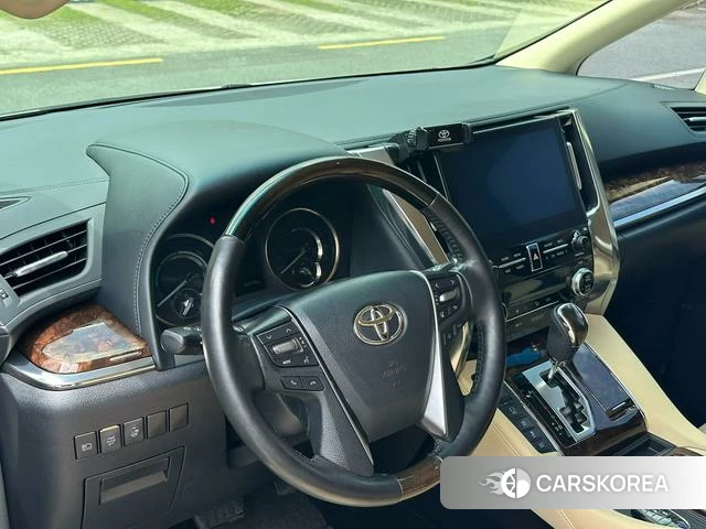 Toyota Alphard 2021 Белый из Китая, фото 4