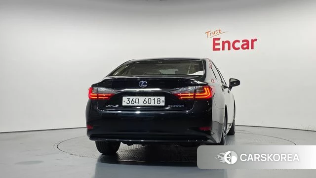 Lexus New ES300h id 4944453 из Кореи 27