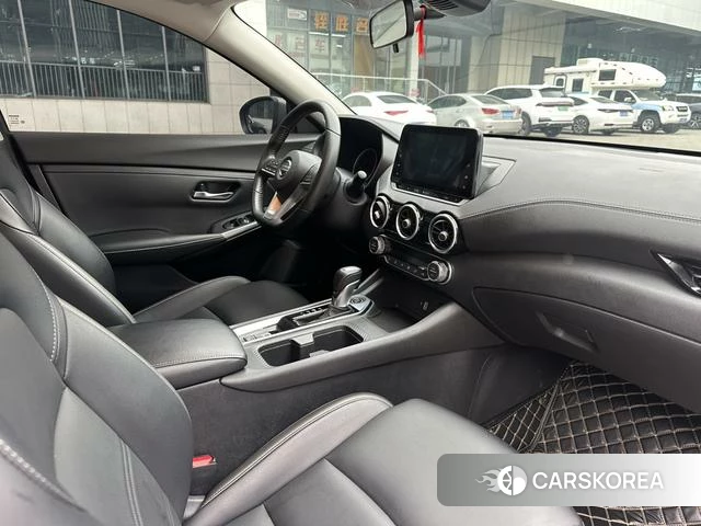 Nissan Sylphy 2023 Темно-серый из Китая, фото 6