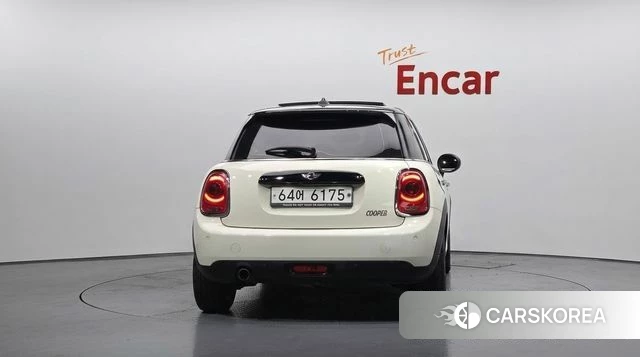 Mini Cooper id 4983245 из Кореи 29