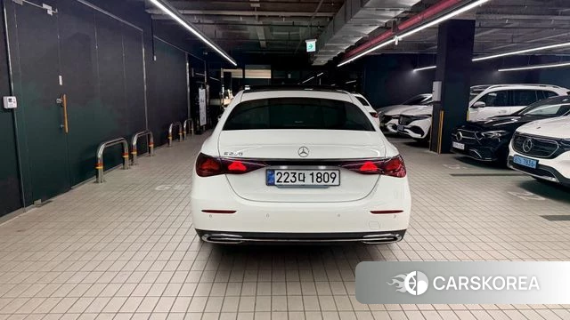 Mercedes-Benz E-Class W214 id 4700699 из Кореи 14