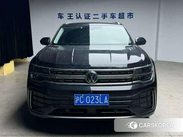 Volkswagen Teramont 2023 Темно-серый из Китая, фото 5
