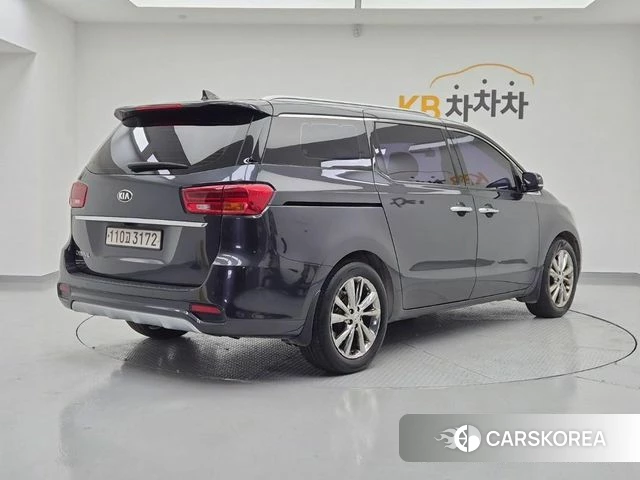 Kia The New Carnival id 4943983 из Кореи 12