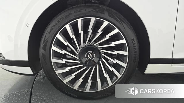Hyundai Grandeur Hybrid (GN7) id 4670023 из Кореи 30