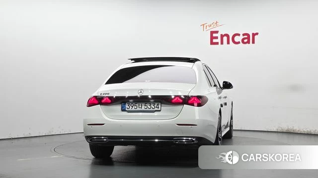 Mercedes-Benz E-Class W214 id 5016224 из Кореи 28