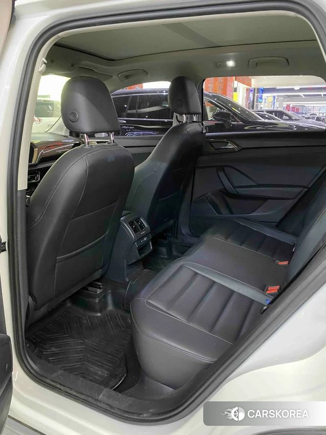 Volkswagen Tharu 2021 Белый из Китая, фото 4