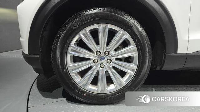 Ford Explorer 6th Generation id 4997877 из Кореи 31