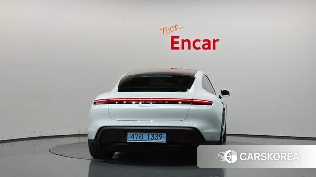 Porsche Taycan id 4992507 из Кореи 27