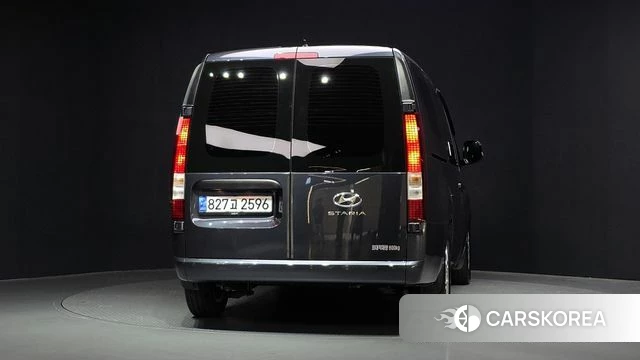 Hyundai Staria id 4922726 из Кореи 14