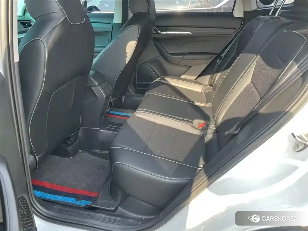 Skoda Kamiq 2024 Белый из Китая, фото 5
