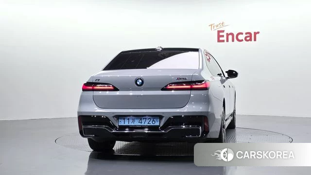 BMW i7 (G70) id 4871206 из Кореи 30
