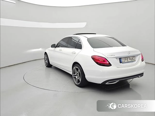 Mercedes-Benz C-Class W205 id 4960132 из Кореи 13