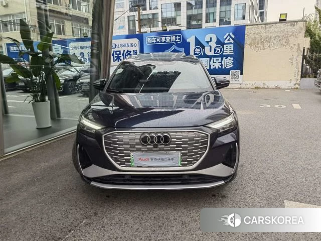 Audi Q4 2025 Темно-серый из Китая, фото 4