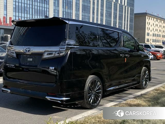 Toyota Vellfire 2021 Черный из Китая, фото 4