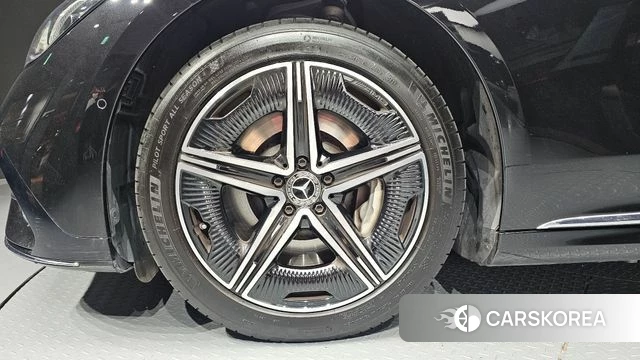 Mercedes-Benz EQE V295 id 5032968 из Кореи 29