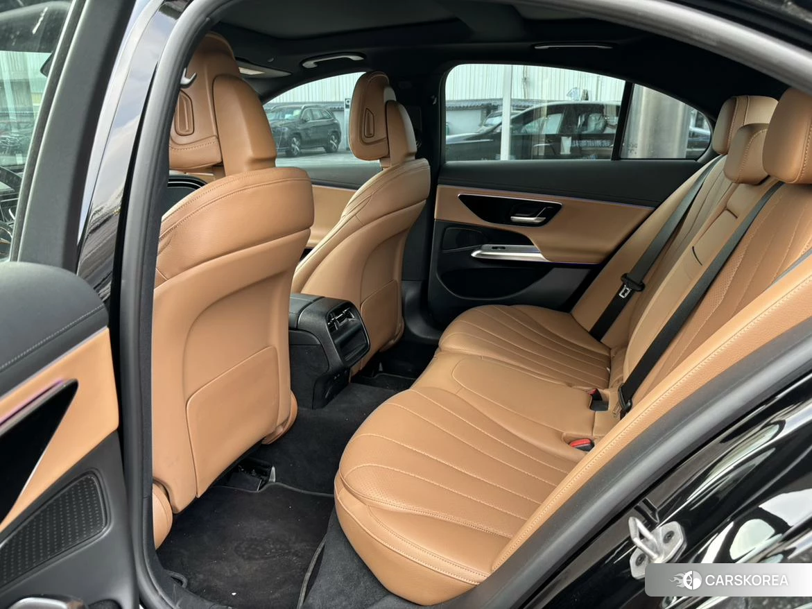 Mercedes-Benz E-Class 2024 Черный из Китая, фото 5