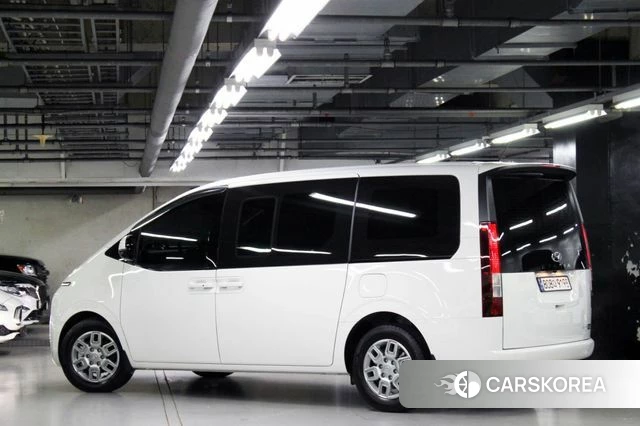 Hyundai Staria id 5011898 из Кореи 14