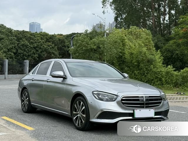 Mercedes-Benz E-Class 2021 Серебристо-серый из Китая, фото 6