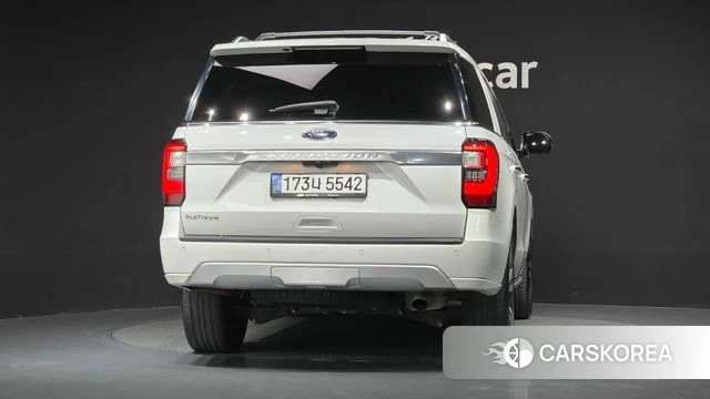 Ford Expeditation id 4951711 из Кореи 31