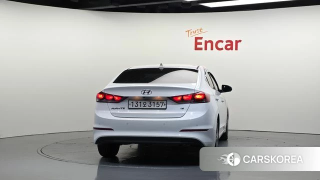 Hyundai Avante AD id 5024006 из Кореи 14