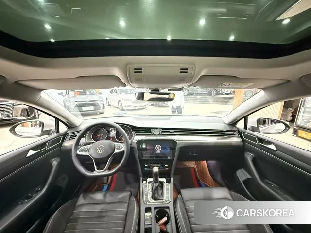 Volkswagen Magotan 2021 Шампань из Китая, фото 4