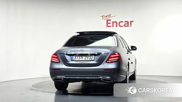 Mercedes-Benz E-Class W213 id 4952809 из Кореи 27
