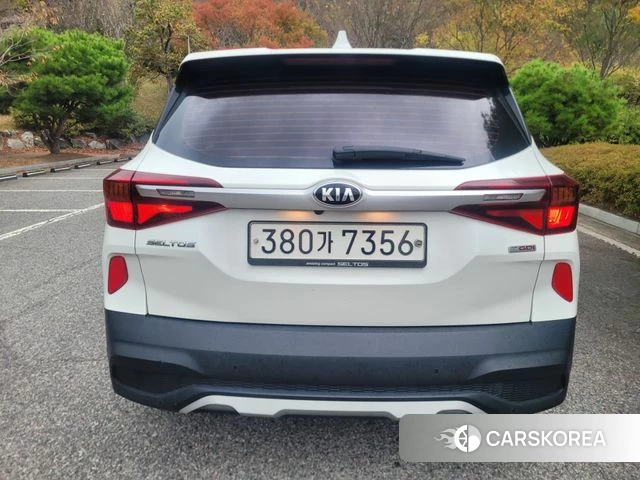 Kia Seltos 2019 Белый из Кореи, фото 4