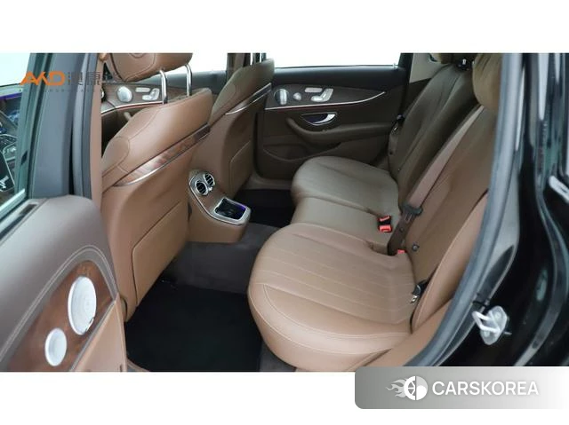 Mercedes-Benz E-Class 2020 Черный из Китая, фото 4
