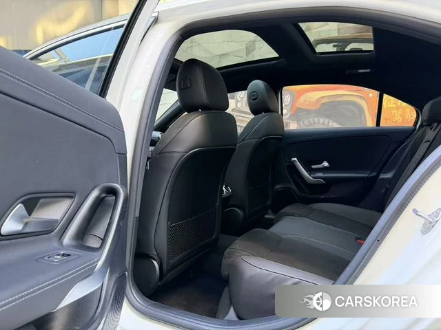 Mercedes-Benz A-Class 2023 Белый из Китая, фото 4