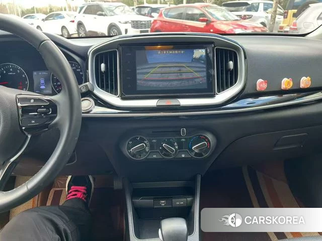 Kia KX1 2021 Белый из Китая, фото 4