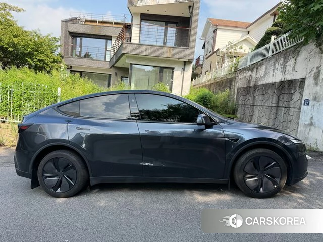 Tesla Model Y id 4748983 из Кореи 8