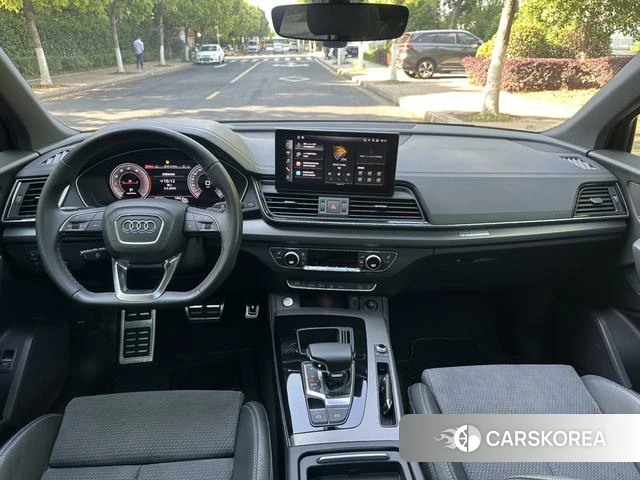 Audi Q5L 2021 Черный из Китая, фото 5