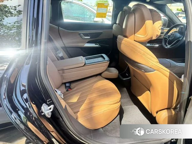 Mercedes-Benz E-Class 2026 Черный из Китая, фото 4