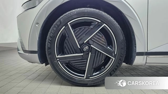 Hyundai The New Ionic 5 id 4834340 из Кореи 32