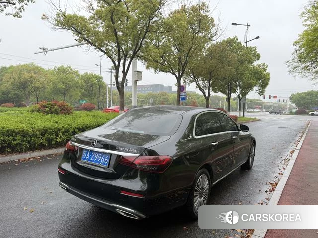 Mercedes-Benz E-Class 2022 Черный из Китая, фото 4