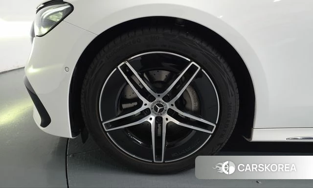 Mercedes-Benz E-Class W214 id 5020880 из Кореи 26