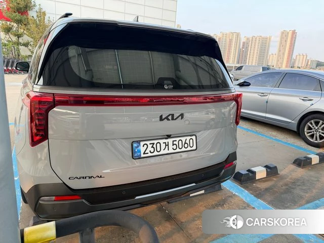 Kia The New Carnival 4th Generation 2024 Серебристо-серый из Кореи, фото 4