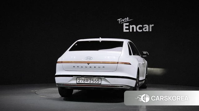 Hyundai Grandeur Hybrid (GN7) id 5002420 из Кореи 25