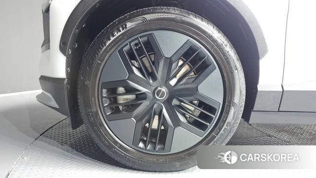 Volvo EX30 Cross Country id 4752692 из Кореи 24