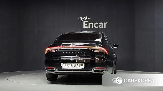 Hyundai The New Grandeur IG id 4836301 из Кореи 27