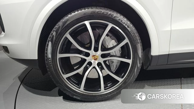 Porsche Cayenne (PO536) id 4677179 из Кореи 30