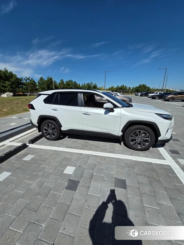 Toyota RAV4 5th Generation 2025 Белый из Кореи, фото 5