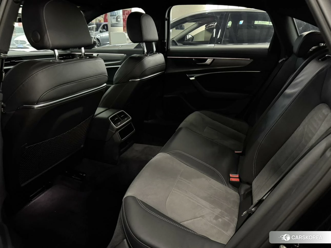 Audi A6L 2020 Черный из Китая, фото 6