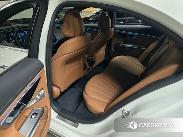 Mercedes-Benz E-Class W214 2025 Черный из Кореи, фото 4