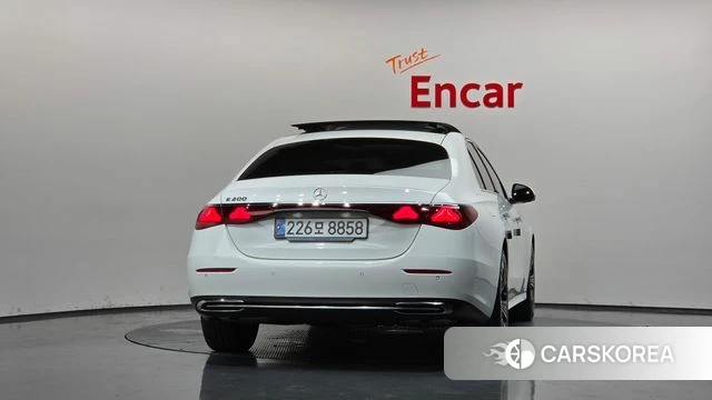 Mercedes-Benz E-Class W214 id 4660290 из Кореи 29