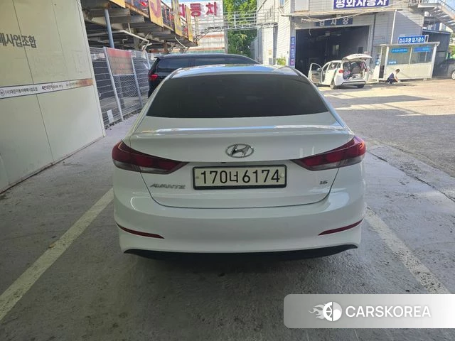 Hyundai Avante AD id 4698899 из Кореи 10
