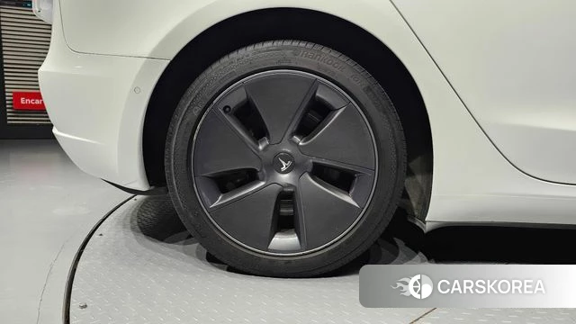 Tesla Model 3 id 4726506 из Кореи 32