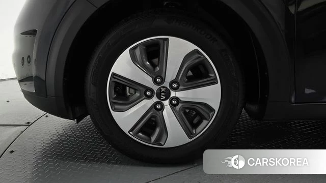 Kia Niro id 5042239 из Кореи 30